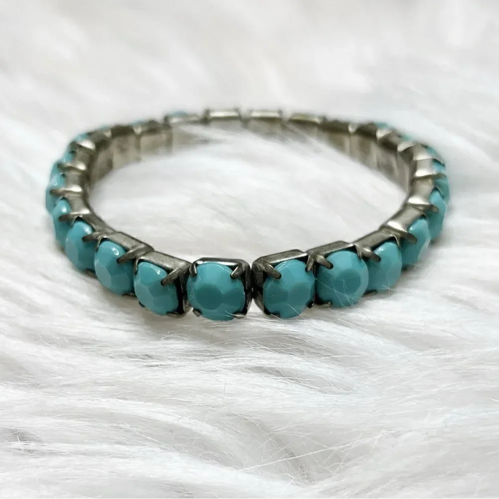 Fashion Statement Stretchy Bracelet Turquoise Green and Silver